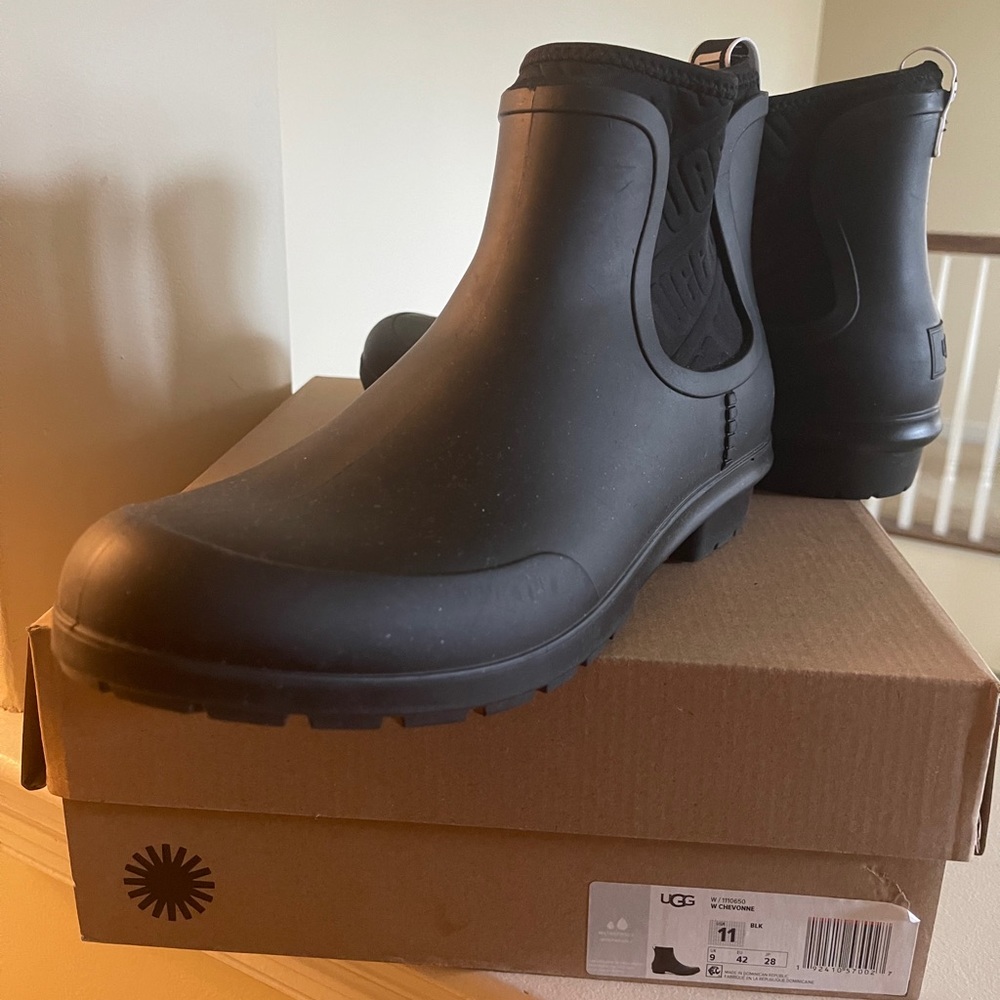 UGG Australia Chevonne Boots